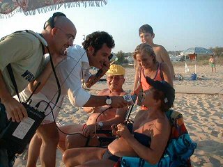 Le interviste sulla spiaggia di Antonio & Luca